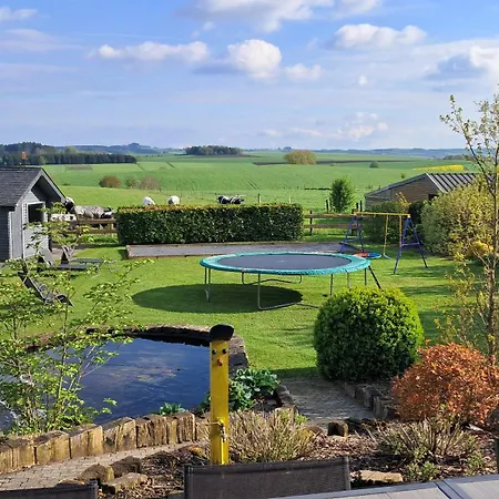 Bonheur A La Campagne * Бастонь