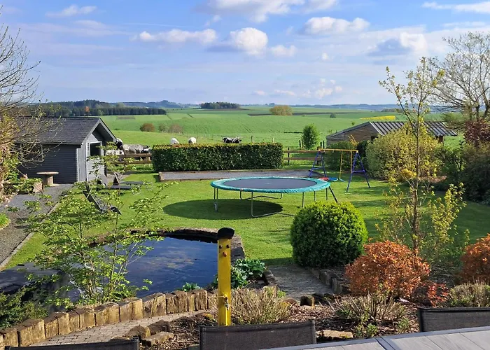 Bonheur A La Campagne * בסטון