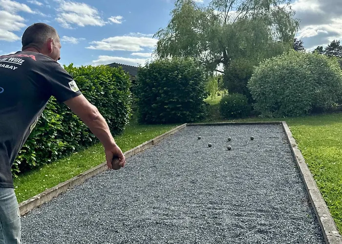 בית נופש Bonheur A La Campagne בסטון